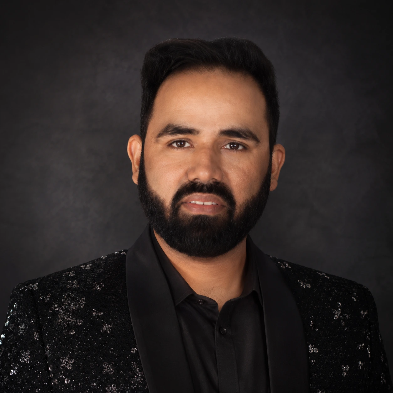 Amod Tripathi owner of Saivanna Garments client testimonial for digital marketing and business growth